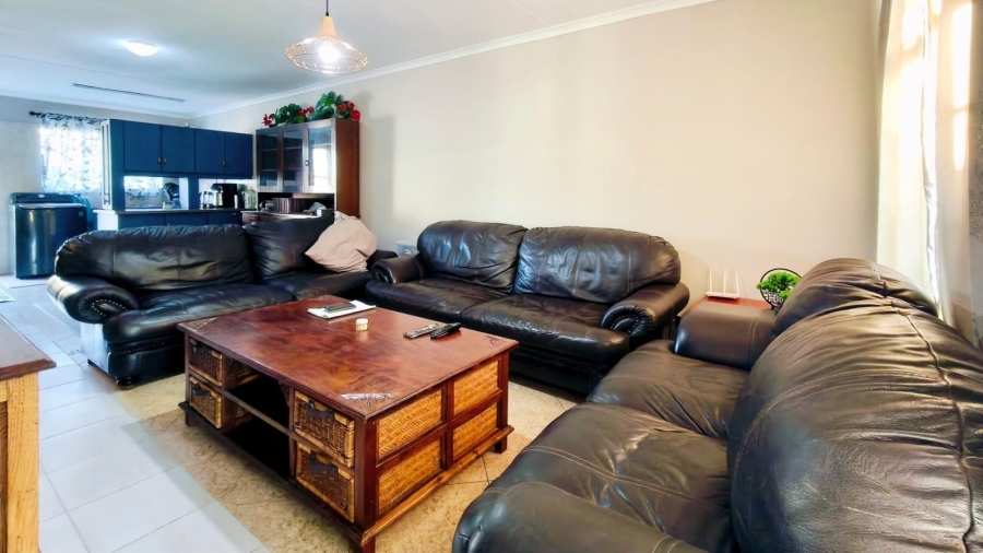 2 Bedroom Property for Sale in Grimbeeck Park North West